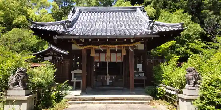 新熊野神社の本殿・本堂