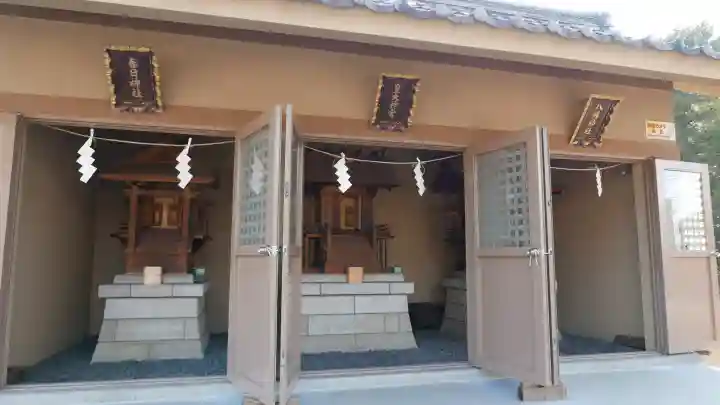 谷原氷川神社の{uncategorized: "未分類", other: "その他", undefined: "問題あり", building: "その他建物", grave: "お墓", sacred_gate: "鳥居", guardian: "狛犬", statue: "像", buddha: "仏像", history: "歴史", nature: "自然", garden: "庭園", animal: "動物", pagoda: "塔", temizu: "手水舎", mountain_gate: "山門・神門", sanctuary: "本殿・本堂", subordinate: "末社・摂社", art: "芸術", scenery: "景色", jizo: "地蔵", ema: "絵馬", goshuin: "御朱印", omikuji: "おみくじ", items: "授与品その他", amulet: "お守り", goshuincho: "御朱印帳", eats: "食事", festival: "お祭り", votive_dance: "神楽", shichigosan: "七五三参", wedding: "結婚式", experience: "体験その他", initially: "初詣", around: "周辺", anti_infection: "感染症対策"}