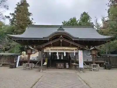 大和神社の本殿・本堂