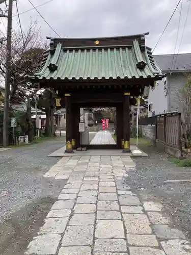 妙隆寺の山門