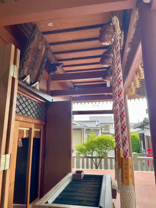 本宿天神社の{uncategorized: "未分類", other: "その他", undefined: "問題あり", building: "その他建物", grave: "お墓", sacred_gate: "鳥居", guardian: "狛犬", statue: "像", buddha: "仏像", history: "歴史", nature: "自然", garden: "庭園", animal: "動物", pagoda: "塔", temizu: "手水舎", mountain_gate: "山門・神門", sanctuary: "本殿・本堂", subordinate: "末社・摂社", art: "芸術", scenery: "景色", jizo: "地蔵", ema: "絵馬", goshuin: "御朱印", omikuji: "おみくじ", items: "授与品その他", amulet: "お守り", goshuincho: "御朱印帳", eats: "食事", festival: "お祭り", votive_dance: "神楽", shichigosan: "七五三参", wedding: "結婚式", experience: "体験その他", initially: "初詣", around: "周辺", anti_infection: "感染症対策"}