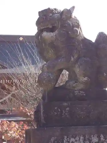 新発田諏訪神社の狛犬