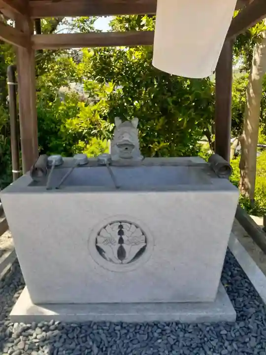 成願寺の{uncategorized: "未分類", other: "その他", undefined: "問題あり", building: "その他建物", grave: "お墓", sacred_gate: "鳥居", guardian: "狛犬", statue: "像", buddha: "仏像", history: "歴史", nature: "自然", garden: "庭園", animal: "動物", pagoda: "塔", temizu: "手水舎", mountain_gate: "山門・神門", sanctuary: "本殿・本堂", subordinate: "末社・摂社", art: "芸術", scenery: "景色", jizo: "地蔵", ema: "絵馬", goshuin: "御朱印", omikuji: "おみくじ", items: "授与品その他", amulet: "お守り", goshuincho: "御朱印帳", eats: "食事", festival: "お祭り", votive_dance: "神楽", shichigosan: "七五三参", wedding: "結婚式", experience: "体験その他", initially: "初詣", around: "周辺", anti_infection: "感染症対策"}