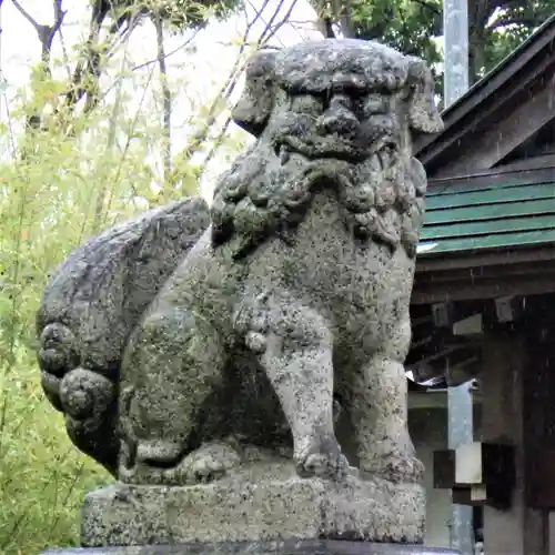 於保多神社の狛犬