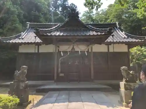 諸杉神社の本殿・本堂