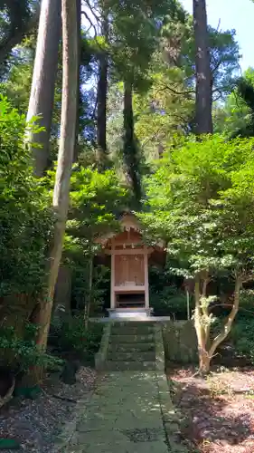 天神社の本殿