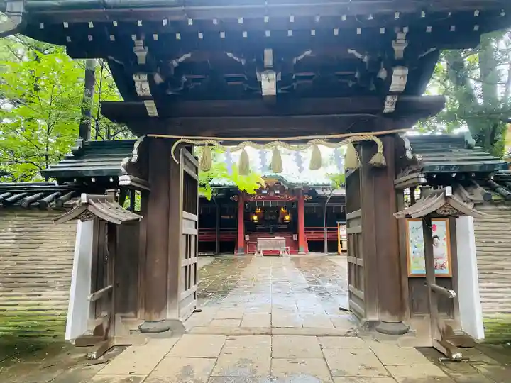 赤坂氷川神社の山門・神門