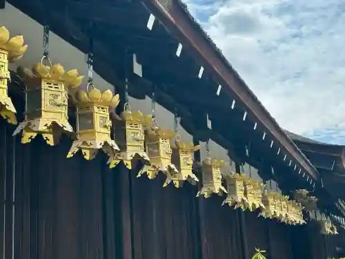 賀茂御祖神社（下鴨神社）の{uncategorized: "未分類", other: "その他", undefined: "問題あり", building: "その他建物", grave: "お墓", sacred_gate: "鳥居", guardian: "狛犬", statue: "像", buddha: "仏像", history: "歴史", nature: "自然", garden: "庭園", animal: "動物", pagoda: "塔", temizu: "手水舎", mountain_gate: "山門・神門", sanctuary: "本殿・本堂", subordinate: "末社・摂社", art: "芸術", scenery: "景色", jizo: "地蔵", ema: "絵馬", goshuin: "御朱印", omikuji: "おみくじ", items: "授与品その他", amulet: "お守り", goshuincho: "御朱印帳", eats: "食事", festival: "お祭り", votive_dance: "神楽", shichigosan: "七五三参", wedding: "結婚式", experience: "体験その他", initially: "初詣", around: "周辺", anti_infection: "感染症対策"}