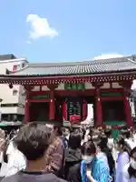浅草寺の山門・神門