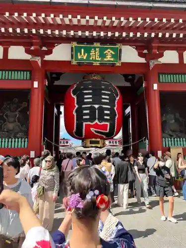 浅草寺の山門・神門