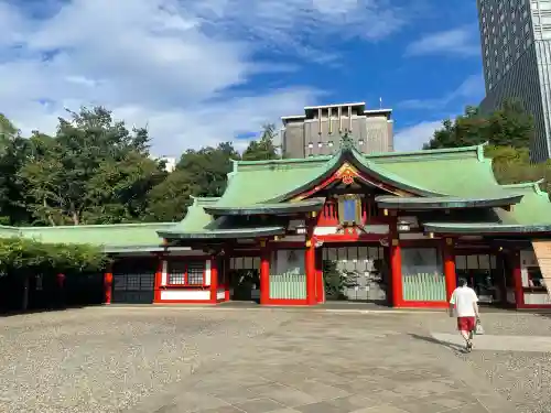 日枝神社の{uncategorized: "未分類", other: "その他", undefined: "問題あり", building: "その他建物", grave: "お墓", sacred_gate: "鳥居", guardian: "狛犬", statue: "像", buddha: "仏像", history: "歴史", nature: "自然", garden: "庭園", animal: "動物", pagoda: "塔", temizu: "手水舎", mountain_gate: "山門・神門", sanctuary: "本殿・本堂", subordinate: "末社・摂社", art: "芸術", scenery: "景色", jizo: "地蔵", ema: "絵馬", goshuin: "御朱印", omikuji: "おみくじ", items: "授与品その他", amulet: "お守り", goshuincho: "御朱印帳", eats: "食事", festival: "お祭り", votive_dance: "神楽", shichigosan: "七五三参", wedding: "結婚式", experience: "体験その他", initially: "初詣", around: "周辺", anti_infection: "感染症対策"}