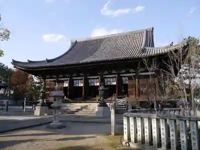 鶴林寺の本殿・本堂
