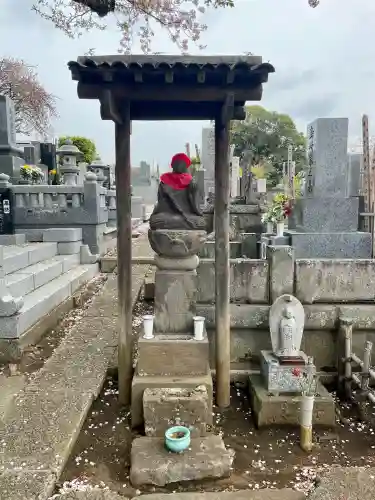 東光寺の{uncategorized: "未分類", other: "その他", undefined: "問題あり", building: "その他建物", grave: "お墓", sacred_gate: "鳥居", guardian: "狛犬", statue: "像", buddha: "仏像", history: "歴史", nature: "自然", garden: "庭園", animal: "動物", pagoda: "塔", temizu: "手水舎", mountain_gate: "山門・神門", sanctuary: "本殿・本堂", subordinate: "末社・摂社", art: "芸術", scenery: "景色", jizo: "地蔵", ema: "絵馬", goshuin: "御朱印", omikuji: "おみくじ", items: "授与品その他", amulet: "お守り", goshuincho: "御朱印帳", eats: "食事", festival: "お祭り", votive_dance: "神楽", shichigosan: "七五三参", wedding: "結婚式", experience: "体験その他", initially: "初詣", around: "周辺", anti_infection: "感染症対策"}