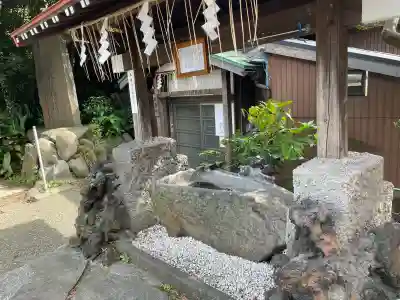 子之神社の{uncategorized: "未分類", other: "その他", undefined: "問題あり", building: "その他建物", grave: "お墓", sacred_gate: "鳥居", guardian: "狛犬", statue: "像", buddha: "仏像", history: "歴史", nature: "自然", garden: "庭園", animal: "動物", pagoda: "塔", temizu: "手水舎", mountain_gate: "山門・神門", sanctuary: "本殿・本堂", subordinate: "末社・摂社", art: "芸術", scenery: "景色", jizo: "地蔵", ema: "絵馬", goshuin: "御朱印", omikuji: "おみくじ", items: "授与品その他", amulet: "お守り", goshuincho: "御朱印帳", eats: "食事", festival: "お祭り", votive_dance: "神楽", shichigosan: "七五三参", wedding: "結婚式", experience: "体験その他", initially: "初詣", around: "周辺", anti_infection: "感染症対策"}