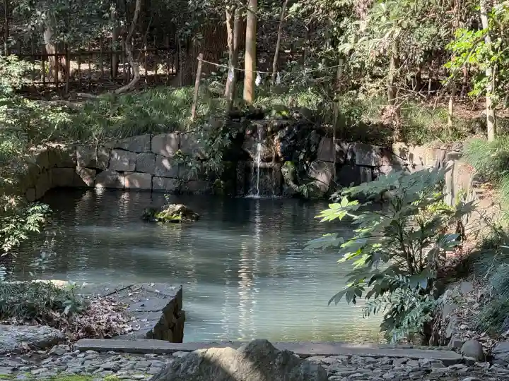 武蔵一宮氷川神社の{uncategorized: "未分類", other: "その他", undefined: "問題あり", building: "その他建物", grave: "お墓", sacred_gate: "鳥居", guardian: "狛犬", statue: "像", buddha: "仏像", history: "歴史", nature: "自然", garden: "庭園", animal: "動物", pagoda: "塔", temizu: "手水舎", mountain_gate: "山門・神門", sanctuary: "本殿・本堂", subordinate: "末社・摂社", art: "芸術", scenery: "景色", jizo: "地蔵", ema: "絵馬", goshuin: "御朱印", omikuji: "おみくじ", items: "授与品その他", amulet: "お守り", goshuincho: "御朱印帳", eats: "食事", festival: "お祭り", votive_dance: "神楽", shichigosan: "七五三参", wedding: "結婚式", experience: "体験その他", initially: "初詣", around: "周辺", anti_infection: "感染症対策"}