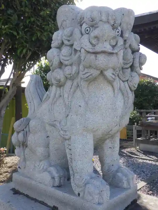 瑞穂神社の狛犬