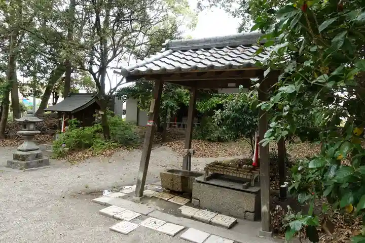 月読神社の手水舎