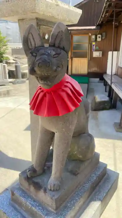 杉山稲荷神社の{uncategorized: "未分類", other: "その他", undefined: "問題あり", building: "その他建物", grave: "お墓", sacred_gate: "鳥居", guardian: "狛犬", statue: "像", buddha: "仏像", history: "歴史", nature: "自然", garden: "庭園", animal: "動物", pagoda: "塔", temizu: "手水舎", mountain_gate: "山門・神門", sanctuary: "本殿・本堂", subordinate: "末社・摂社", art: "芸術", scenery: "景色", jizo: "地蔵", ema: "絵馬", goshuin: "御朱印", omikuji: "おみくじ", items: "授与品その他", amulet: "お守り", goshuincho: "御朱印帳", eats: "食事", festival: "お祭り", votive_dance: "神楽", shichigosan: "七五三参", wedding: "結婚式", experience: "体験その他", initially: "初詣", around: "周辺", anti_infection: "感染症対策"}