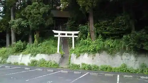 上諏訪神社の鳥居