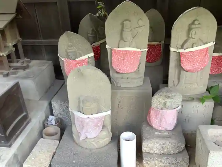 庚申寺の地蔵