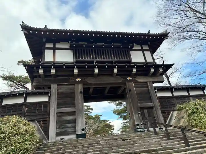 八幡秋田神社(秋田県)