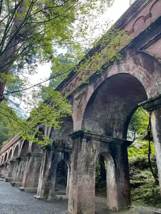南禅寺の{uncategorized: "未分類", other: "その他", undefined: "問題あり", building: "その他建物", grave: "お墓", sacred_gate: "鳥居", guardian: "狛犬", statue: "像", buddha: "仏像", history: "歴史", nature: "自然", garden: "庭園", animal: "動物", pagoda: "塔", temizu: "手水舎", mountain_gate: "山門・神門", sanctuary: "本殿・本堂", subordinate: "末社・摂社", art: "芸術", scenery: "景色", jizo: "地蔵", ema: "絵馬", goshuin: "御朱印", omikuji: "おみくじ", items: "授与品その他", amulet: "お守り", goshuincho: "御朱印帳", eats: "食事", festival: "お祭り", votive_dance: "神楽", shichigosan: "七五三参", wedding: "結婚式", experience: "体験その他", initially: "初詣", around: "周辺", anti_infection: "感染症対策"}