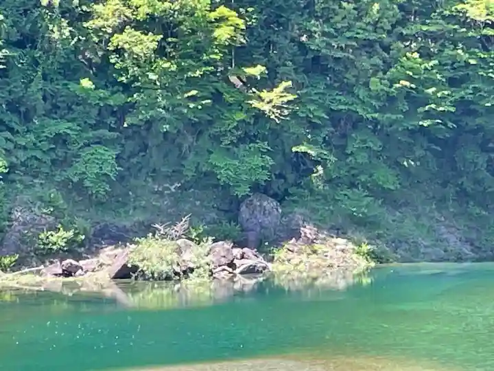 天河大辨財天社禊殿の{uncategorized: "未分類", other: "その他", undefined: "問題あり", building: "その他建物", grave: "お墓", sacred_gate: "鳥居", guardian: "狛犬", statue: "像", buddha: "仏像", history: "歴史", nature: "自然", garden: "庭園", animal: "動物", pagoda: "塔", temizu: "手水舎", mountain_gate: "山門・神門", sanctuary: "本殿・本堂", subordinate: "末社・摂社", art: "芸術", scenery: "景色", jizo: "地蔵", ema: "絵馬", goshuin: "御朱印", omikuji: "おみくじ", items: "授与品その他", amulet: "お守り", goshuincho: "御朱印帳", eats: "食事", festival: "お祭り", votive_dance: "神楽", shichigosan: "七五三参", wedding: "結婚式", experience: "体験その他", initially: "初詣", around: "周辺", anti_infection: "感染症対策"}