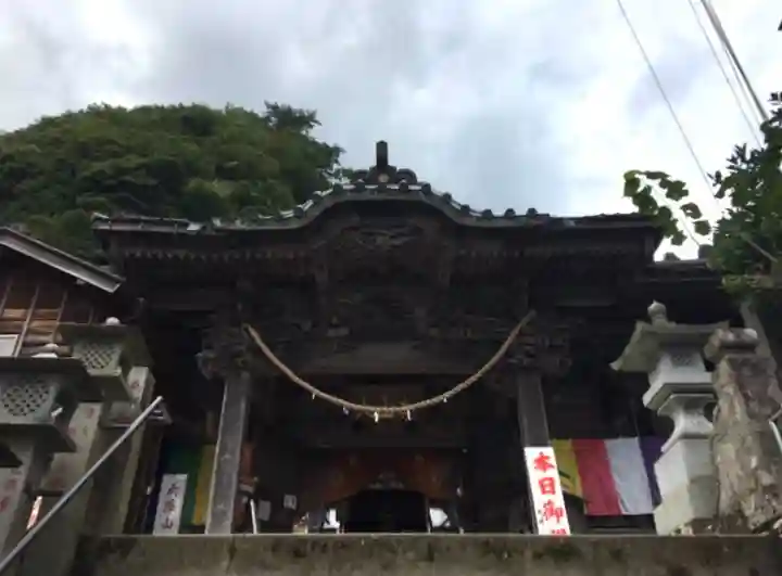 大山寺の本殿・本堂