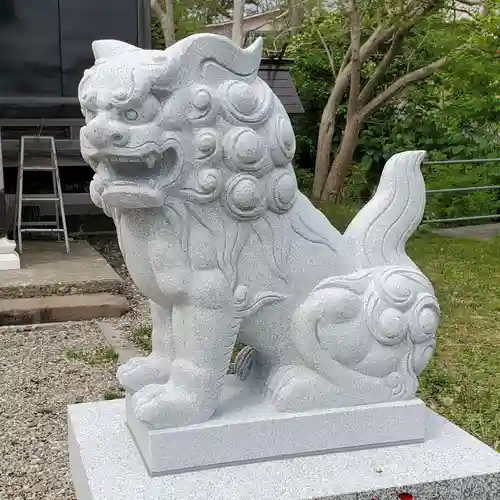 八幡神社の狛犬