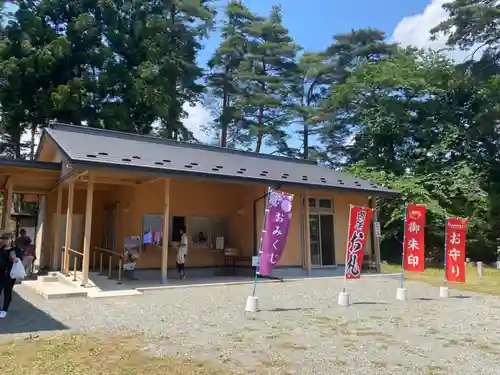 鬼越蒼前神社の建物その他