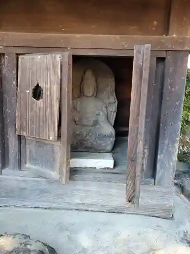 稲荷神社の像