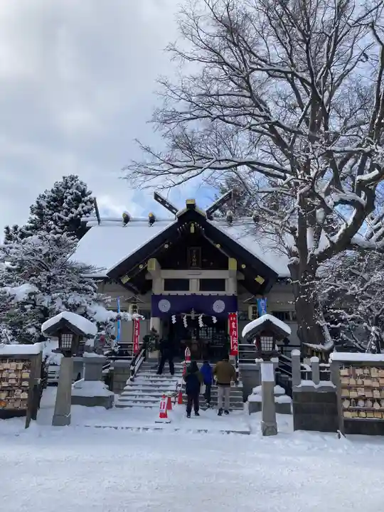 豊平神社の本殿・本堂