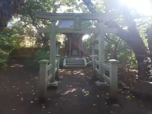 宝戒寺の末社・摂社