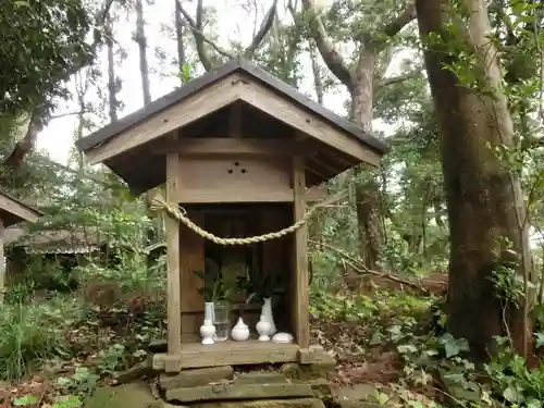 縣神社の末社