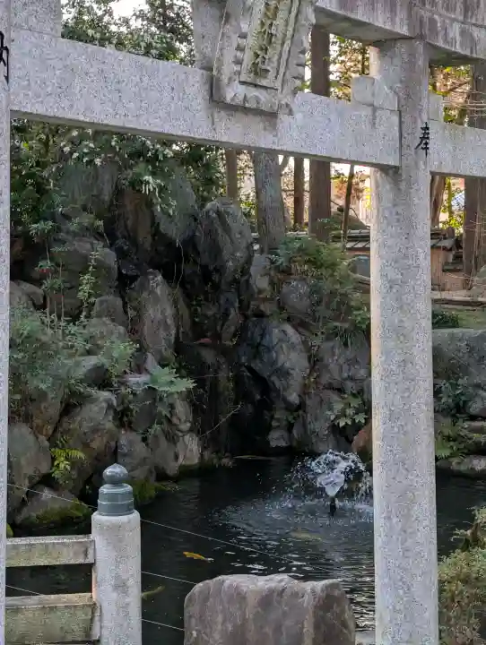 建部大社の{uncategorized: "未分類", other: "その他", undefined: "問題あり", building: "その他建物", grave: "お墓", sacred_gate: "鳥居", guardian: "狛犬", statue: "像", buddha: "仏像", history: "歴史", nature: "自然", garden: "庭園", animal: "動物", pagoda: "塔", temizu: "手水舎", mountain_gate: "山門・神門", sanctuary: "本殿・本堂", subordinate: "末社・摂社", art: "芸術", scenery: "景色", jizo: "地蔵", ema: "絵馬", goshuin: "御朱印", omikuji: "おみくじ", items: "授与品その他", amulet: "お守り", goshuincho: "御朱印帳", eats: "食事", festival: "お祭り", votive_dance: "神楽", shichigosan: "七五三参", wedding: "結婚式", experience: "体験その他", initially: "初詣", around: "周辺", anti_infection: "感染症対策"}
