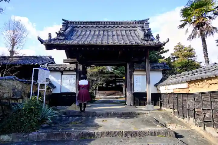 正法寺の山門・神門