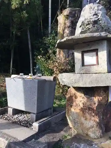 赤猪岩神社の手水