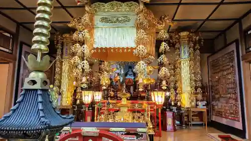 法弘寺の本殿・本堂