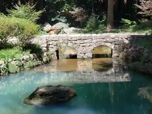 大麻比古神社の庭園