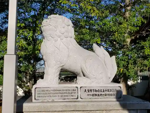 御建神社の狛犬