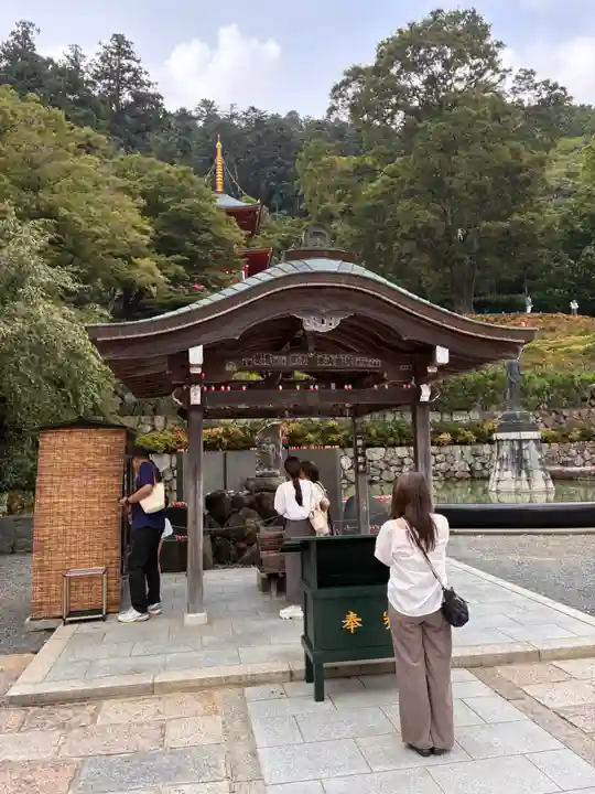勝尾寺の末社・摂社