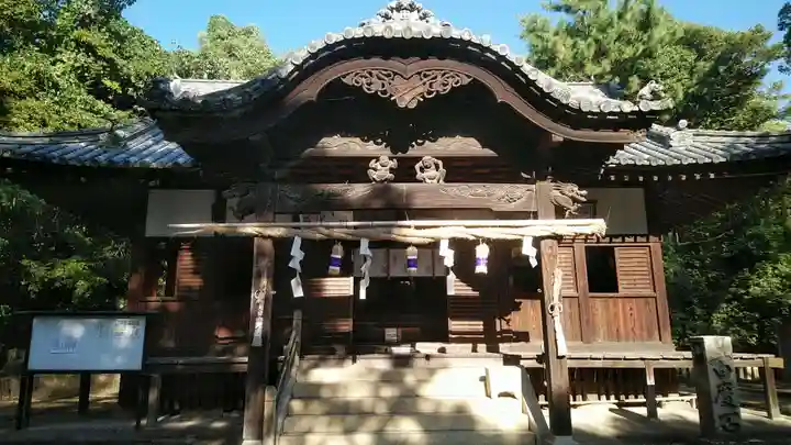 田潮八幡神社の本殿・本堂
