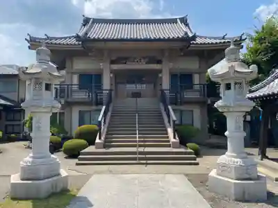 真蔵院の本殿・本堂