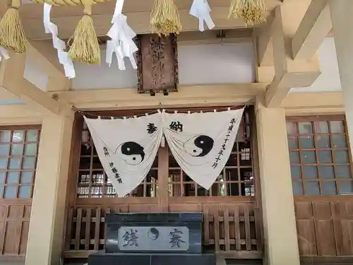 漆部神社の本殿・本堂