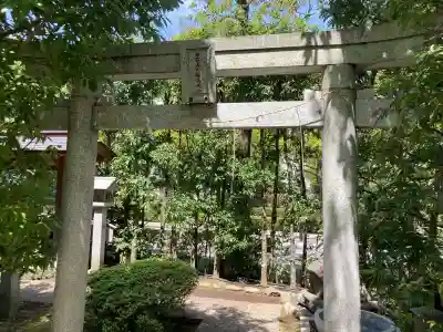 日電玉川稲荷神社の{uncategorized: "未分類", other: "その他", undefined: "問題あり", building: "その他建物", grave: "お墓", sacred_gate: "鳥居", guardian: "狛犬", statue: "像", buddha: "仏像", history: "歴史", nature: "自然", garden: "庭園", animal: "動物", pagoda: "塔", temizu: "手水舎", mountain_gate: "山門・神門", sanctuary: "本殿・本堂", subordinate: "末社・摂社", art: "芸術", scenery: "景色", jizo: "地蔵", ema: "絵馬", goshuin: "御朱印", omikuji: "おみくじ", items: "授与品その他", amulet: "お守り", goshuincho: "御朱印帳", eats: "食事", festival: "お祭り", votive_dance: "神楽", shichigosan: "七五三参", wedding: "結婚式", experience: "体験その他", initially: "初詣", around: "周辺", anti_infection: "感染症対策"}