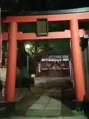 出世稲荷神社（春日稲荷神社）の鳥居