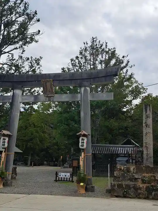 闘鶏神社(和歌山県)
