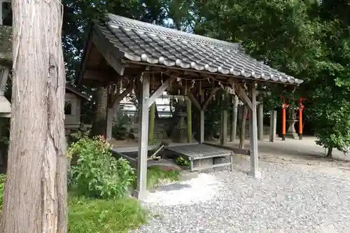 御厨神社の手水舎