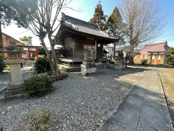 春日神社(飯)の{uncategorized: "未分類", other: "その他", undefined: "問題あり", building: "その他建物", grave: "お墓", sacred_gate: "鳥居", guardian: "狛犬", statue: "像", buddha: "仏像", history: "歴史", nature: "自然", garden: "庭園", animal: "動物", pagoda: "塔", temizu: "手水舎", mountain_gate: "山門・神門", sanctuary: "本殿・本堂", subordinate: "末社・摂社", art: "芸術", scenery: "景色", jizo: "地蔵", ema: "絵馬", goshuin: "御朱印", omikuji: "おみくじ", items: "授与品その他", amulet: "お守り", goshuincho: "御朱印帳", eats: "食事", festival: "お祭り", votive_dance: "神楽", shichigosan: "七五三参", wedding: "結婚式", experience: "体験その他", initially: "初詣", around: "周辺", anti_infection: "感染症対策"}
