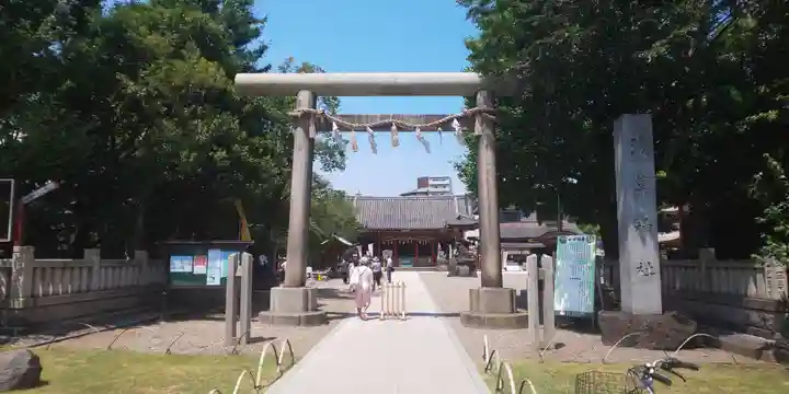 浅草神社の鳥居
